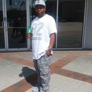 Meet your Posher, Connell